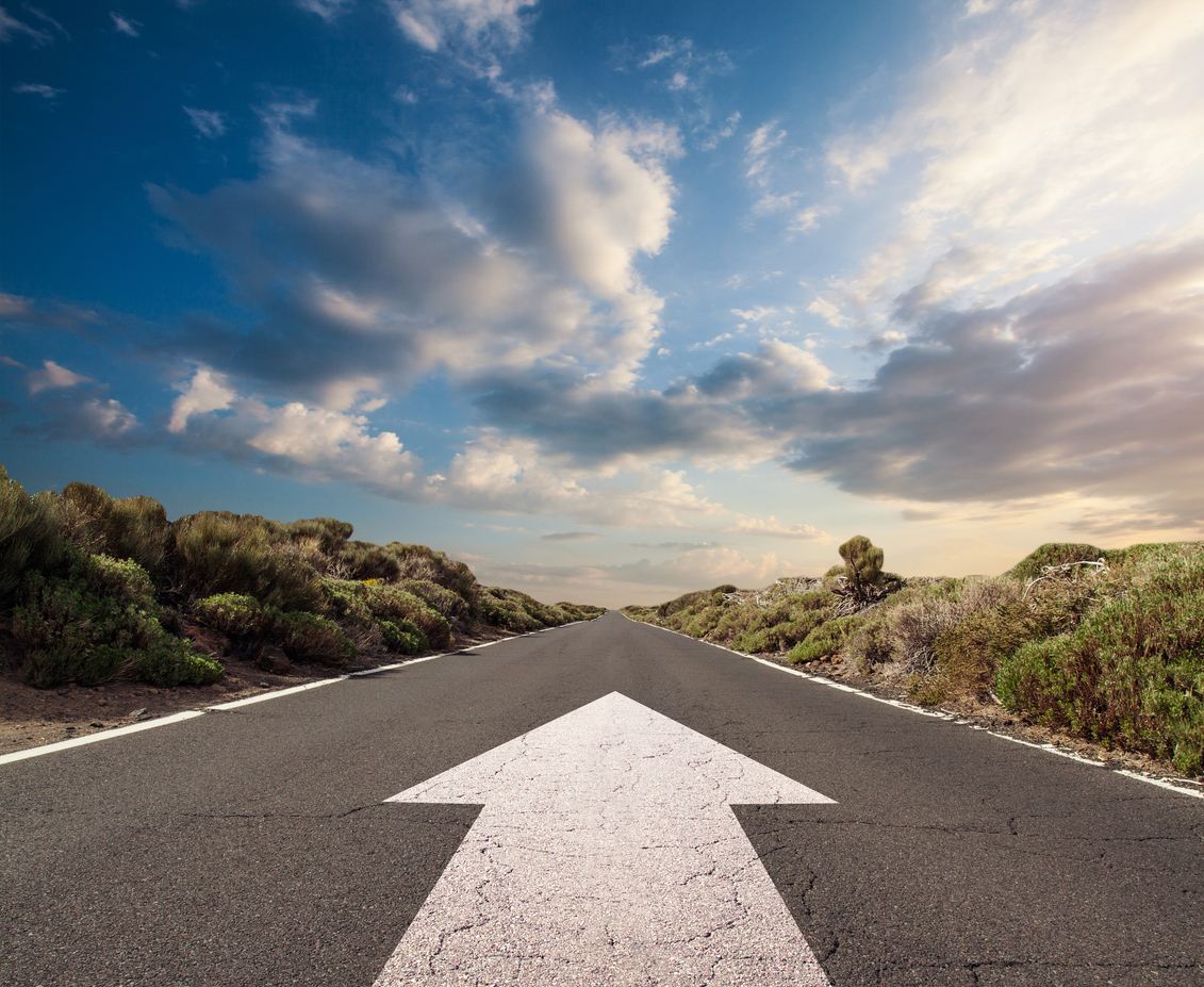 A picture of a road stretching out into the distance.